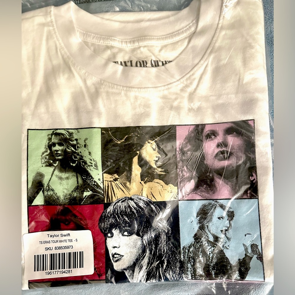 COPY - White Concert Exclusive Eras Tour Tee - US dates - Taylor Swift Merch
